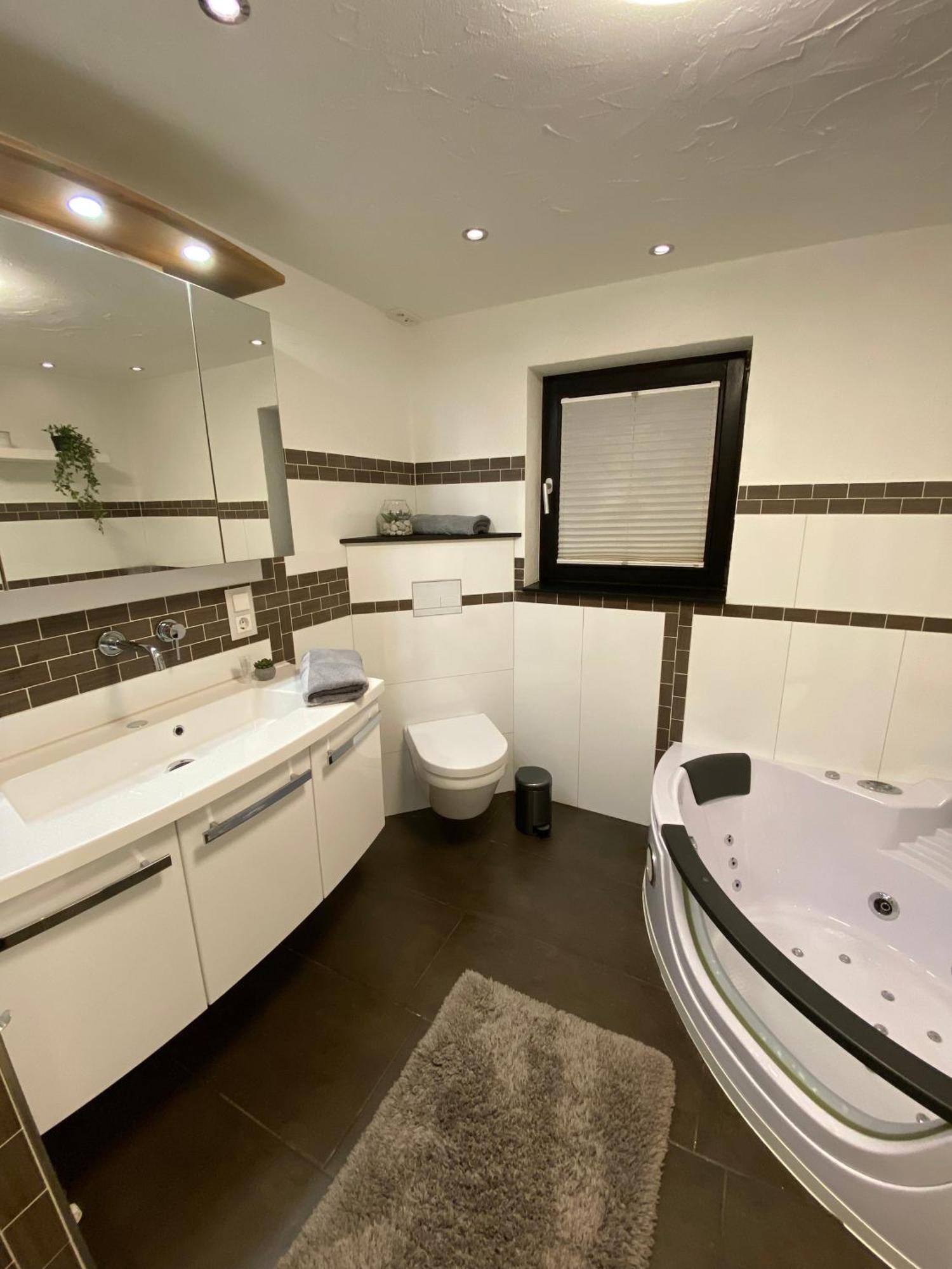 Hochheide Lodge وينتربرغ المظهر الخارجي الصورة